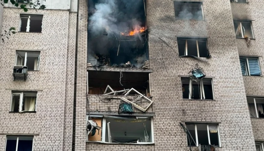У Києві 25 вересня через удар дрона: підтверджені дані про постраждалих і роботу служб